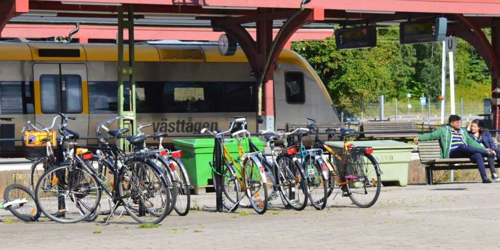 Cykelparkering vid tåg